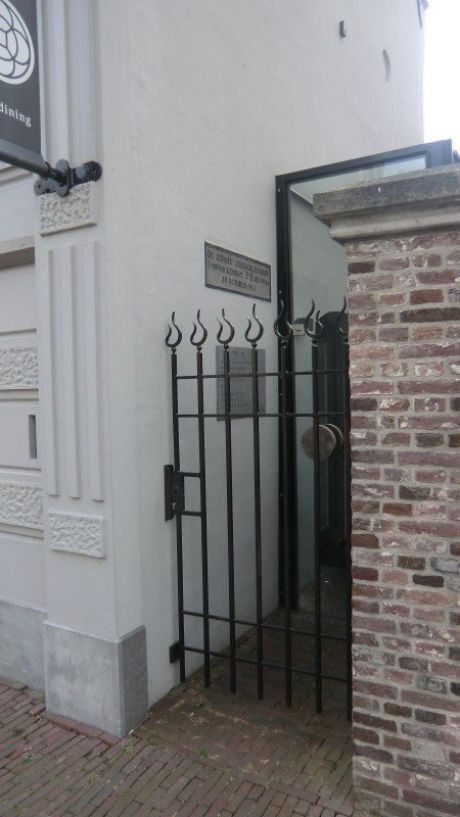 Plaquette / monument synagoge Veghel