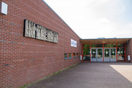 Gevelreliëf Onderwijs