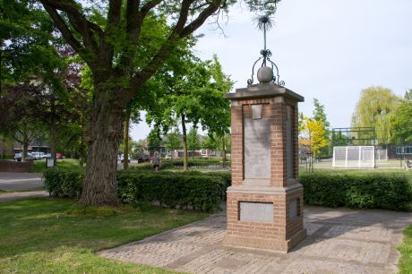 Monument voor Jan van Amstel